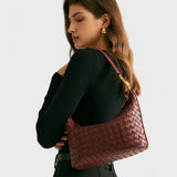 Isa - Burgundowa Elegancja