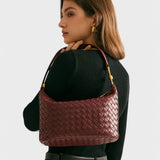 Isa - Burgundowa Elegancja