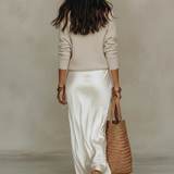 Anais – Elegancka midi satynowa sukienka