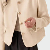 Elegancki blazer w linii