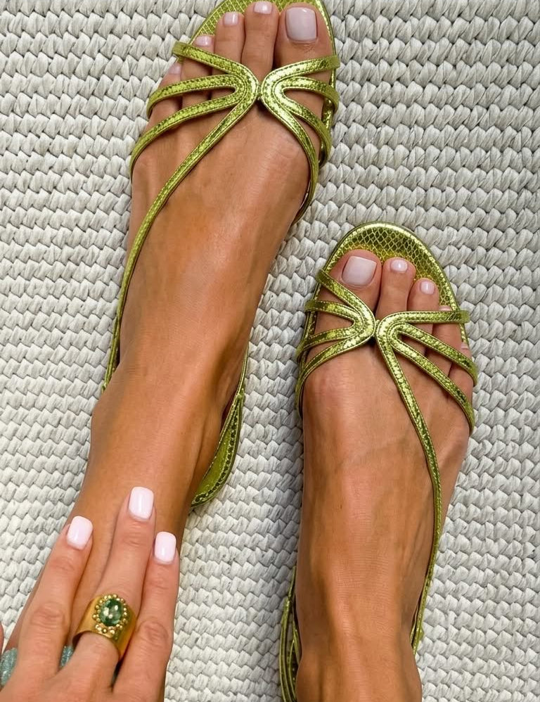 Camille™ | Złote Sandały, Letnia Elegancja